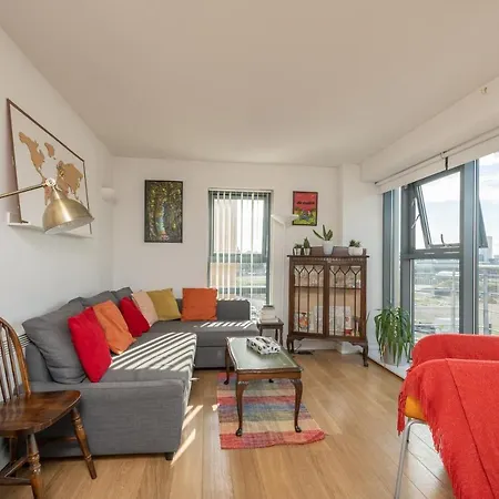 Lovely 1-bed Close To Leeds Centre * ليدز