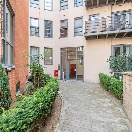 Lovely 1-bed Close To Leeds Centre *