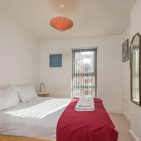 شقة Lovely 1-bed Close To Leeds Centre *