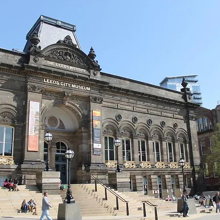 Lovely 1-bed Close To Leeds Centre شقة ليدز